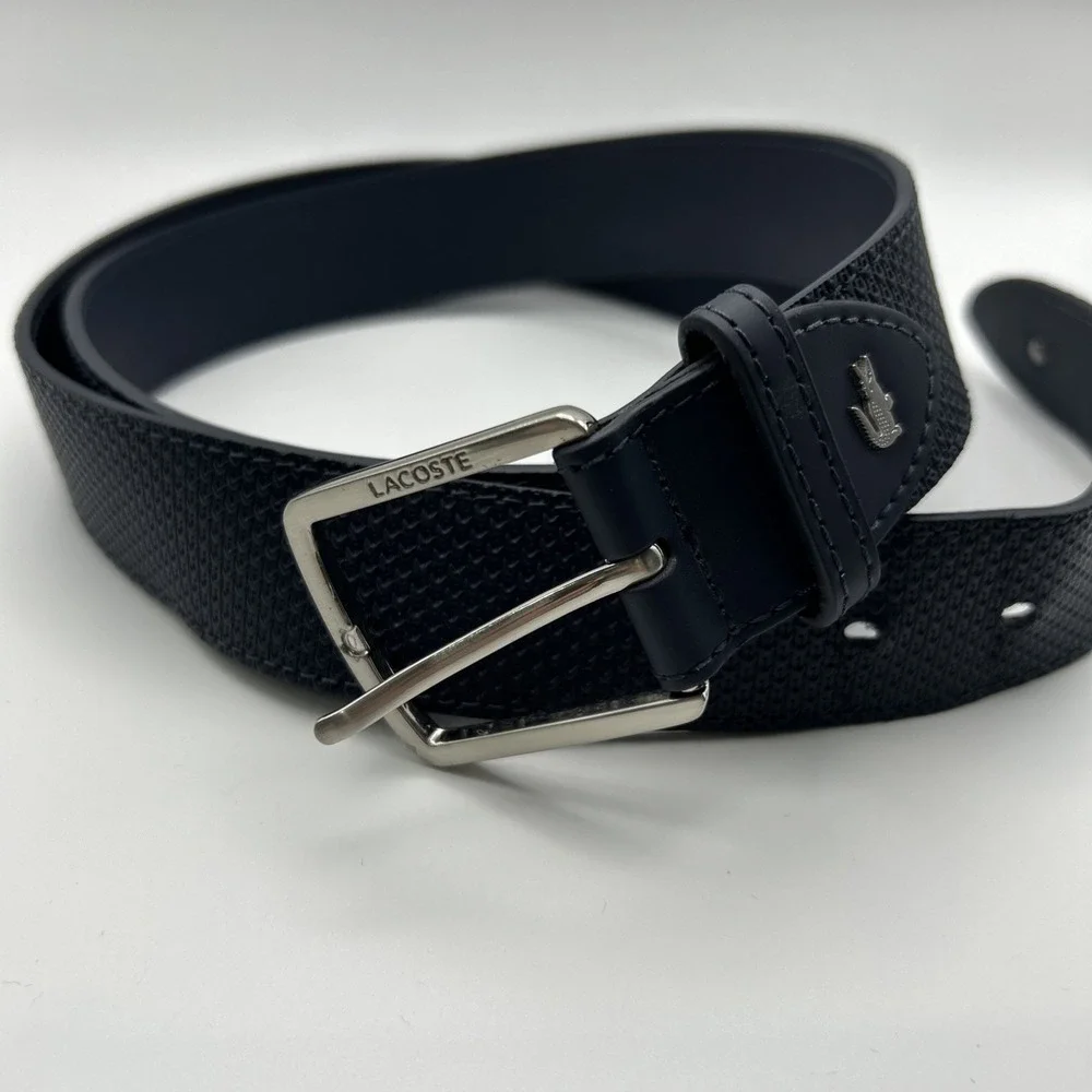 Lacoste Matte Buckle Pique Embossed Leather Belt RC4005 110/44 Mens Noir